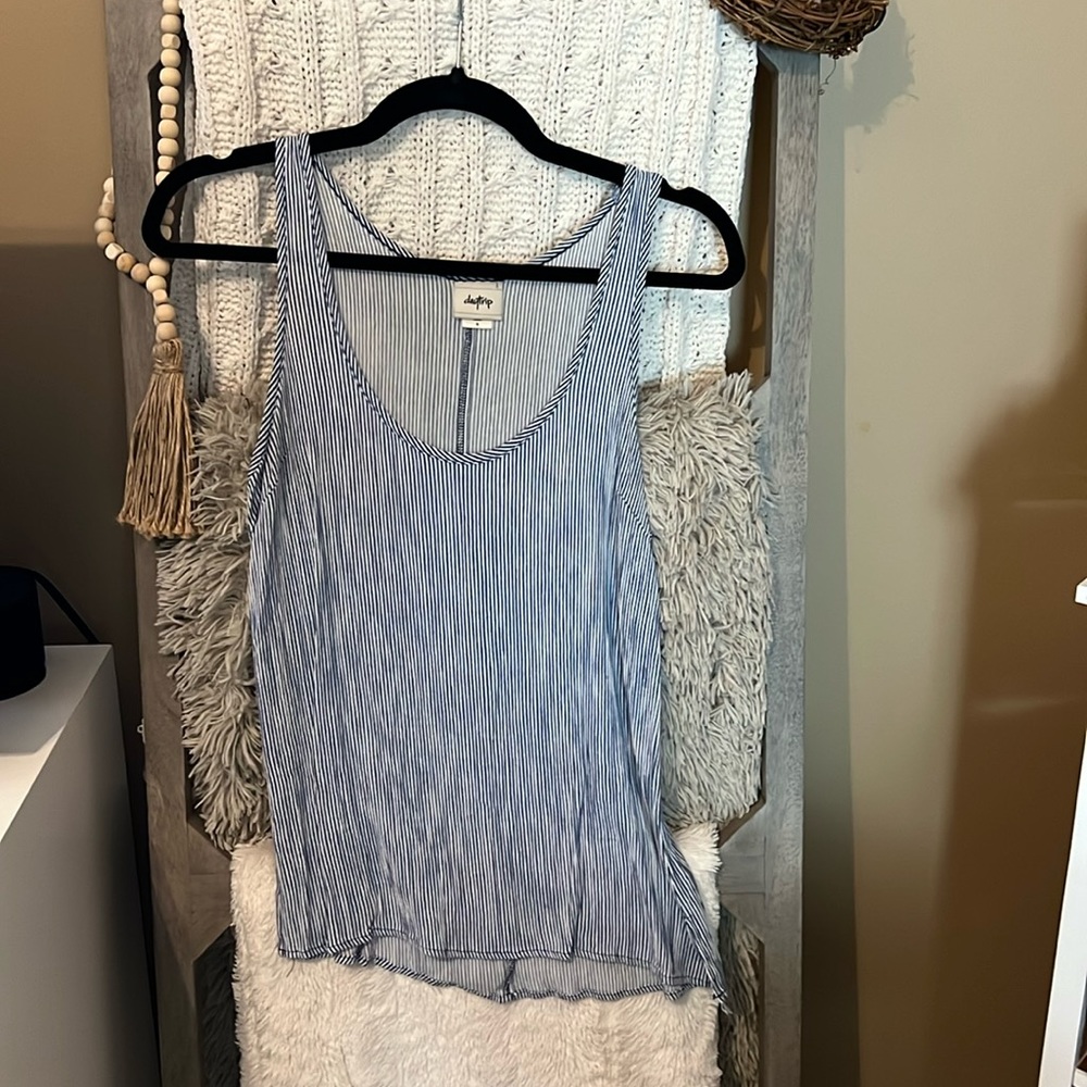 Super cute Daytrip tank top